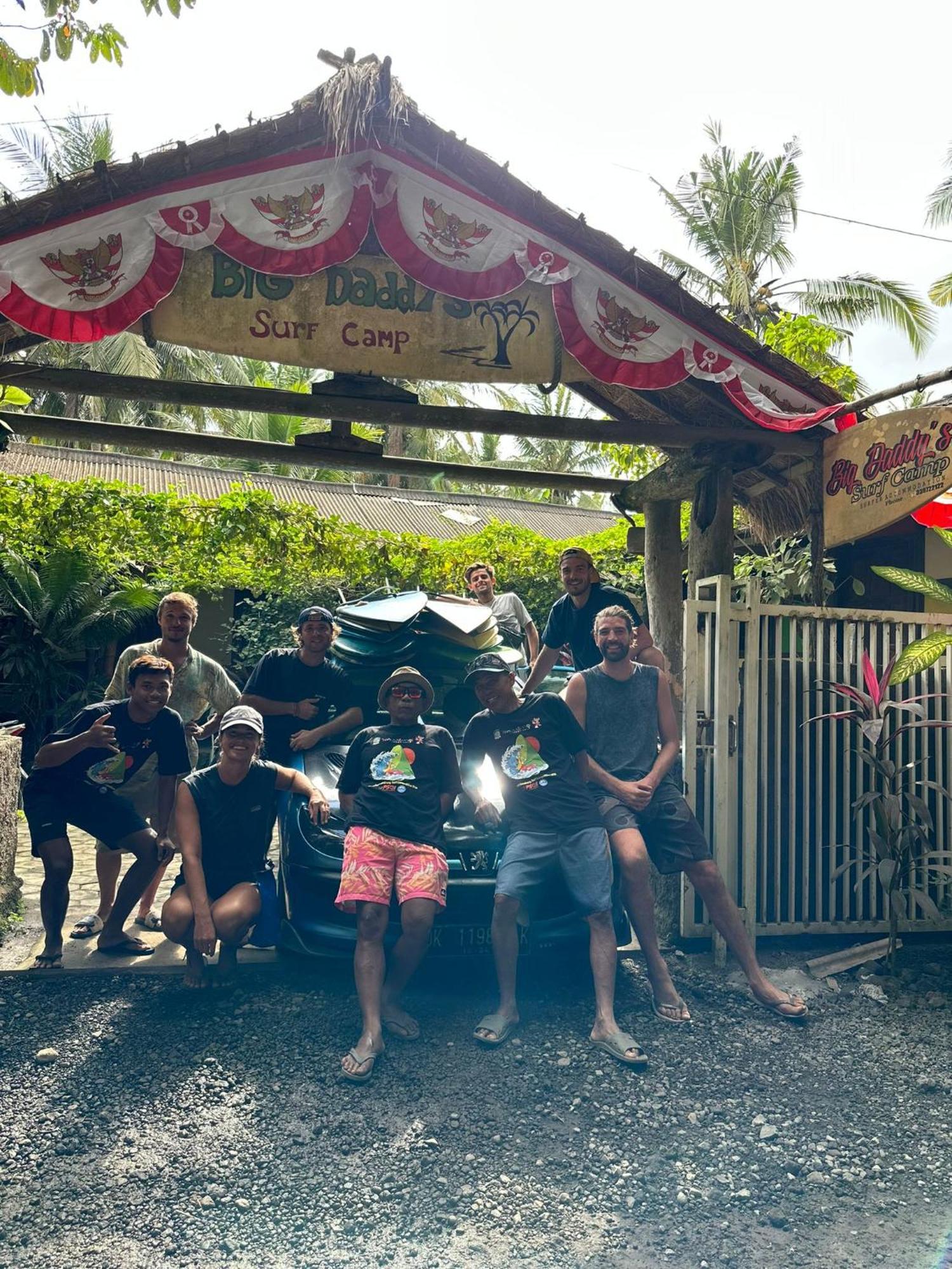 Big Daddy'S Surfcamp Lejlighed Pasanggaran Eksteriør billede